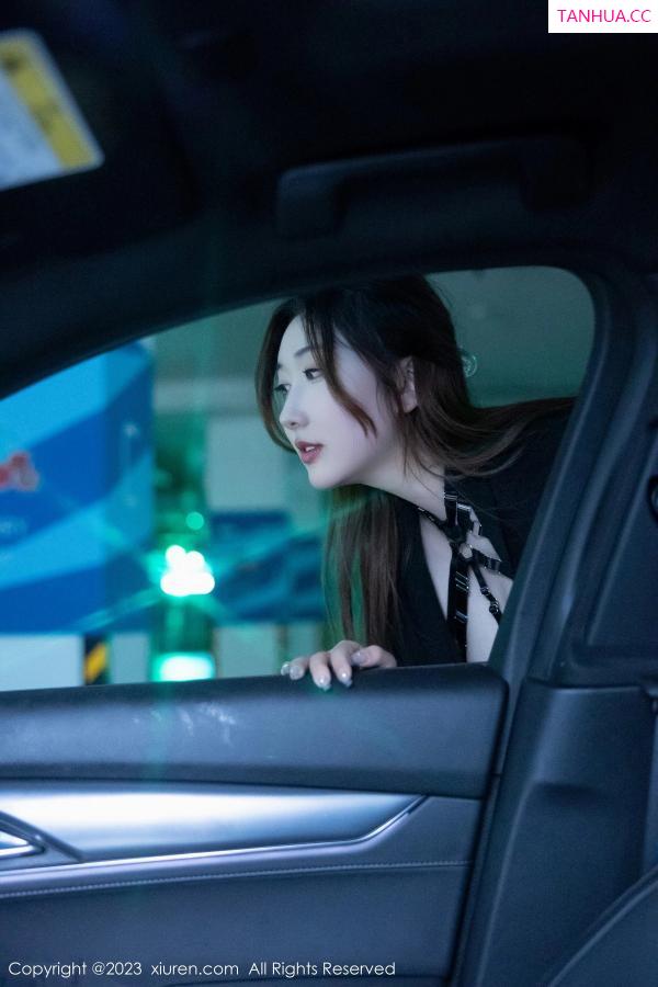 江真真  [XiuRen]高清写真图 2023.04.27 No.6650 江真真 黑丝美臀第10张图片